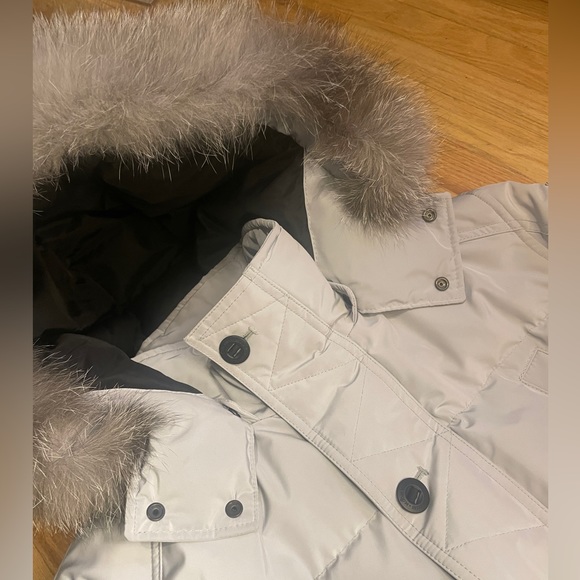 Moose Knuckles Round island Jacket. *SOLD* - Picture 6 of 13